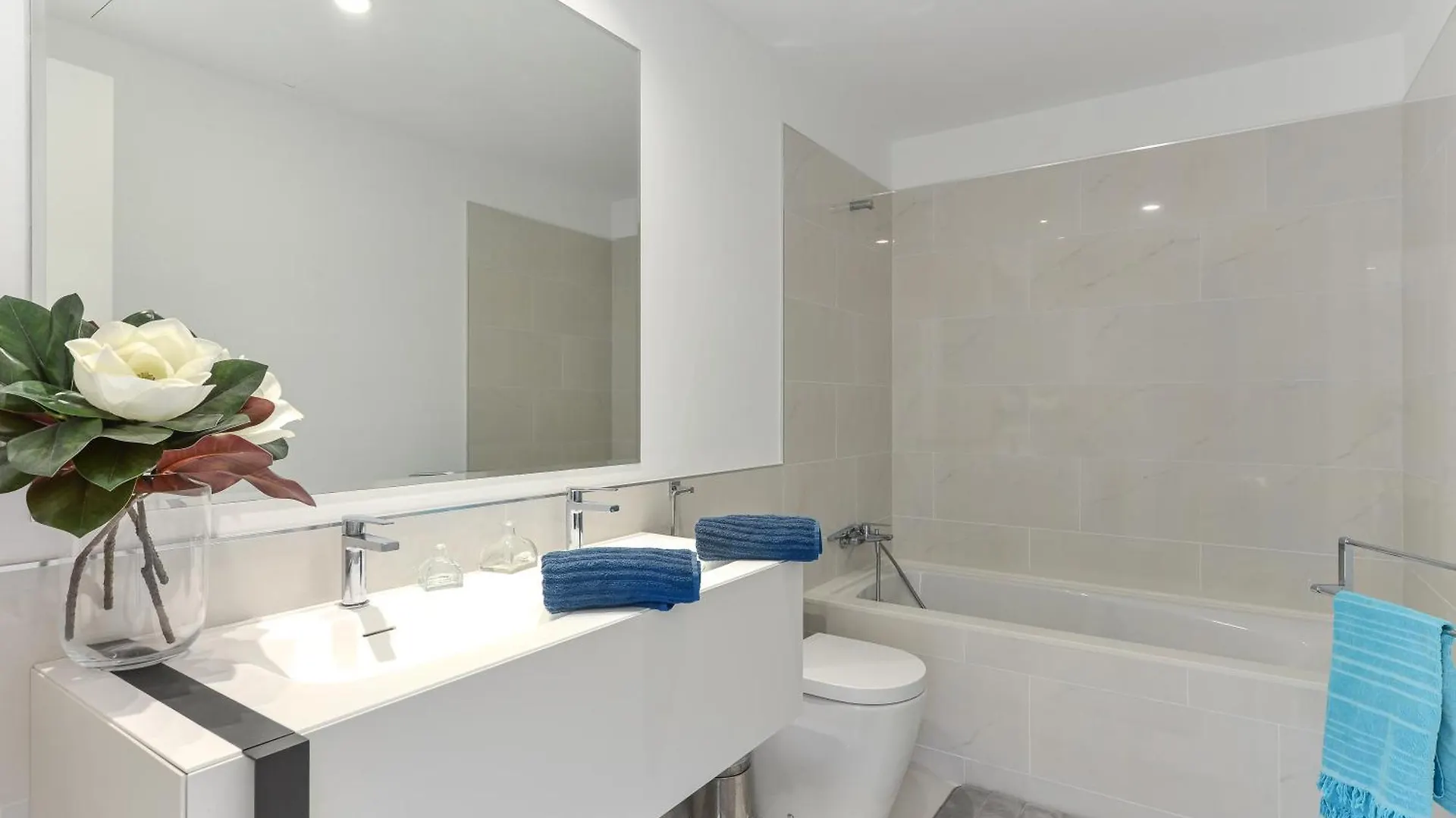 Cataleya 9 Duplex Apartment Estepona Spain
